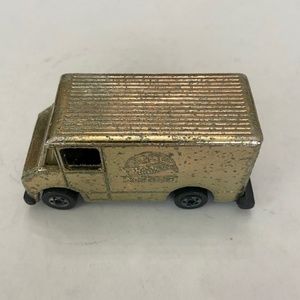 (SOLD) Vintage Hotwheels-Mattel Inc. 1976 20th anniversary gold van